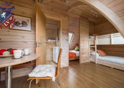pods-offer-31-Inside-the-cabin
